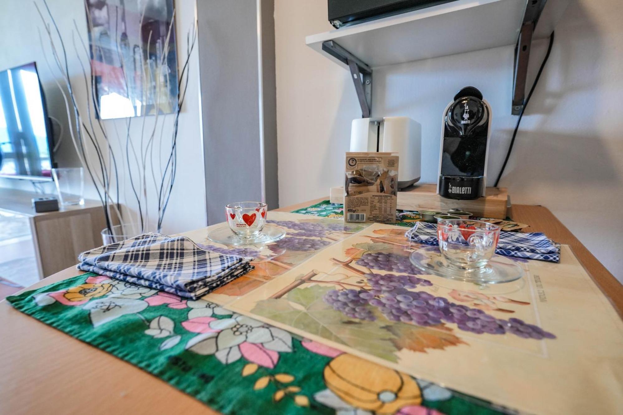 アルビザーノGarda Panoramic Houseアパートメント エクステリア 写真