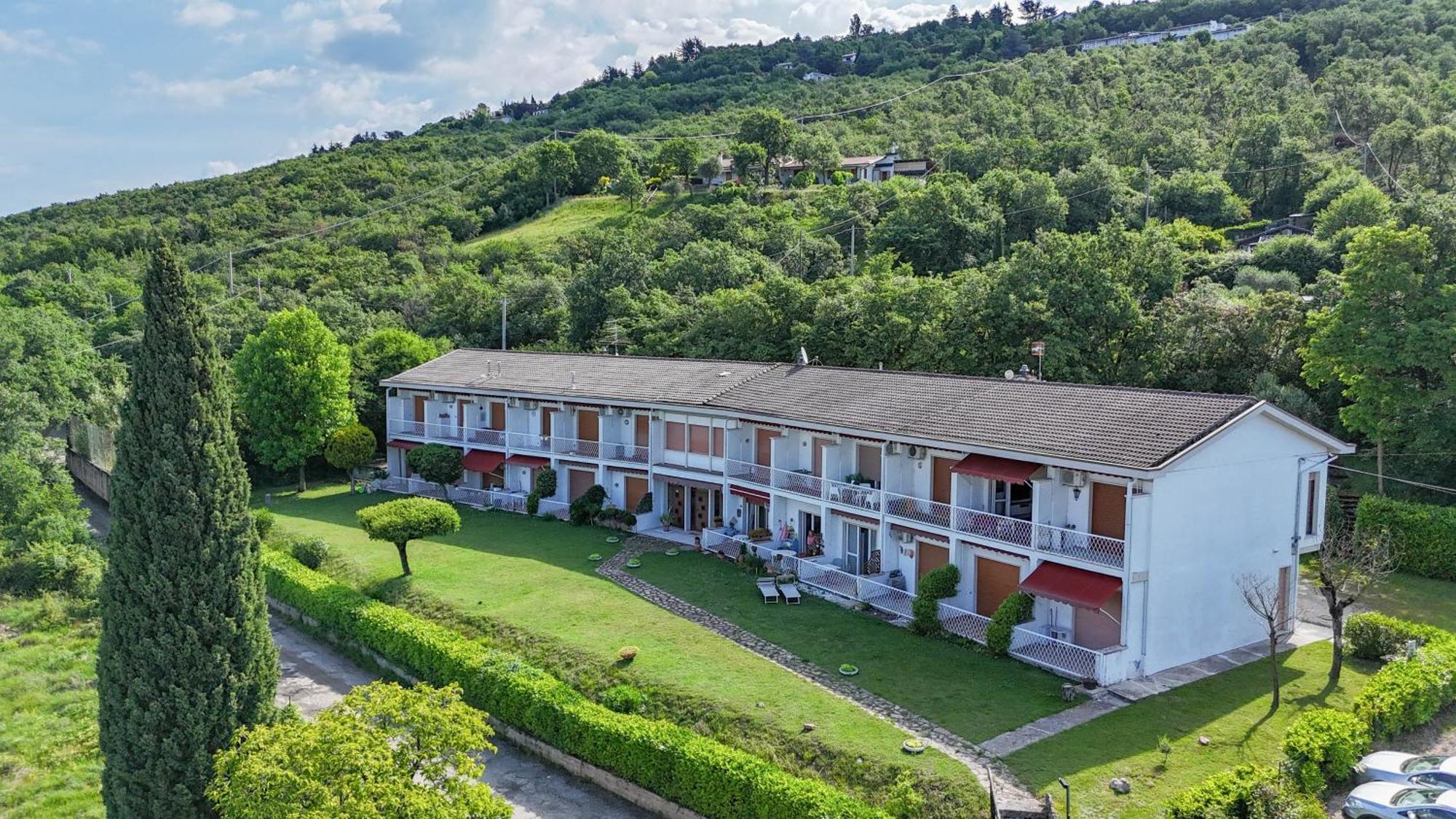 アルビザーノGarda Panoramic Houseアパートメント エクステリア 写真